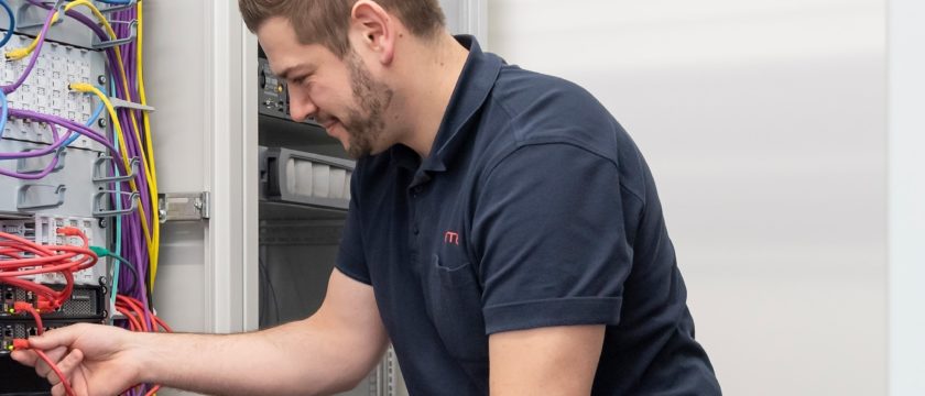 Informatiker/in EFZ, Fachrichtung Plattformentwicklung (4 Jahre)