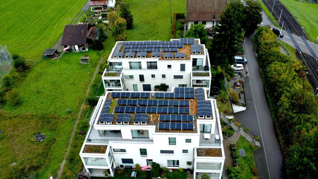 Referenz: PV-Anlage und ZEV für zwei Mehrfamilienhäuser